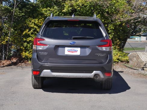 Used 2023 Subaru Forester Touring image 22