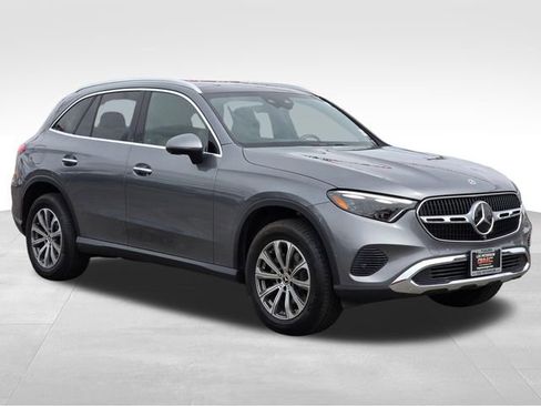 Used 2023 Mercedes-Benz GLC 300 4MATIC image 7