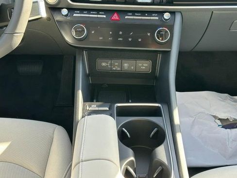 New 2026 Hyundai Sonata SEL AWD/4WD image 8