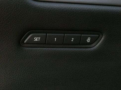 Used 2023 Cadillac XT5 Sportv w/ LPO, Floor Liner Package image 31