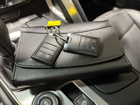 Used 2014 Chevrolet Corvette 1LT w/ Battery Protection Package image 37