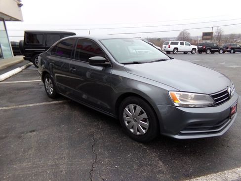 Used 2016 Volkswagen Jetta S FWD image 44