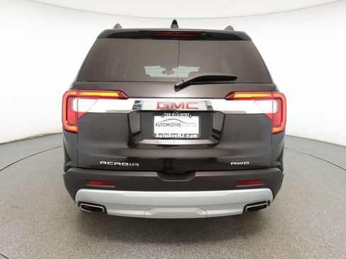 Used 2023 GMC Acadia SLE w/ Driver Convenience Package image 5