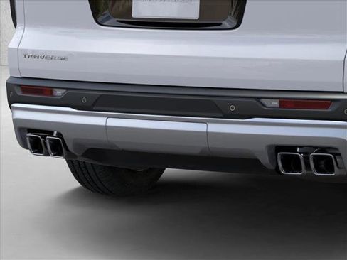 New 2026 Chevrolet Traverse LT image 14