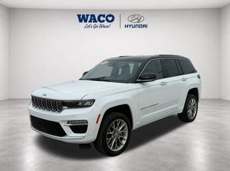 Used 2023 Jeep Grand Cherokee Summit w/ Adv Protech Group IV AWD/4WD video 3