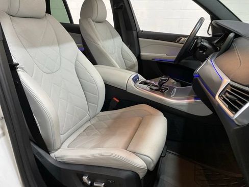 Used 2023 BMW X5 sDrive40i w/ Premium Package RWD image 88