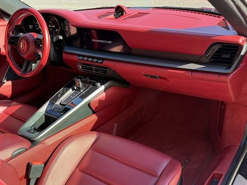 Certified 2022 Porsche 911 Carrera 4S image 23
