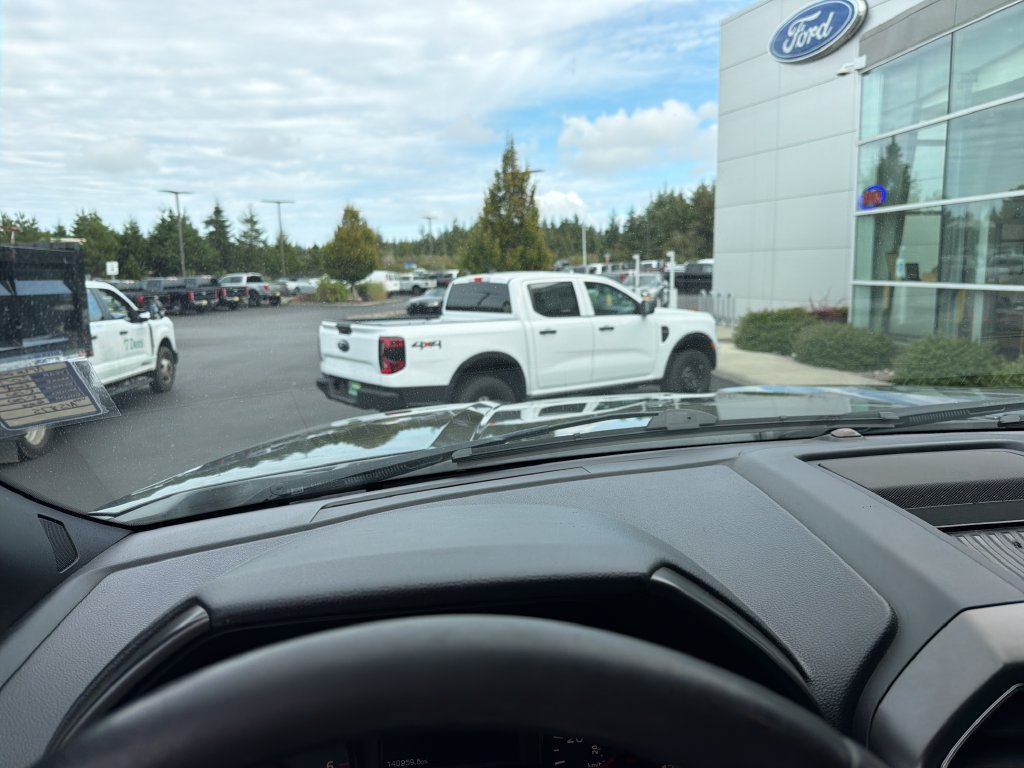 Used 2017 Ford F150 XLT w/ Equipment Group 302A Luxury AWD/4WD image 13
