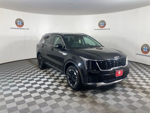 Certified 2024 Kia Sorento S image 19