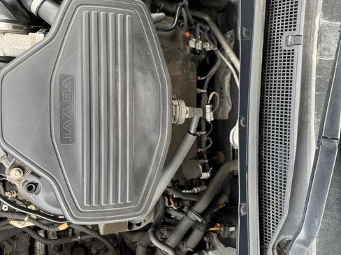 Used 2019 Chevrolet Blazer LT w/ Sun and Wheels Package image 21