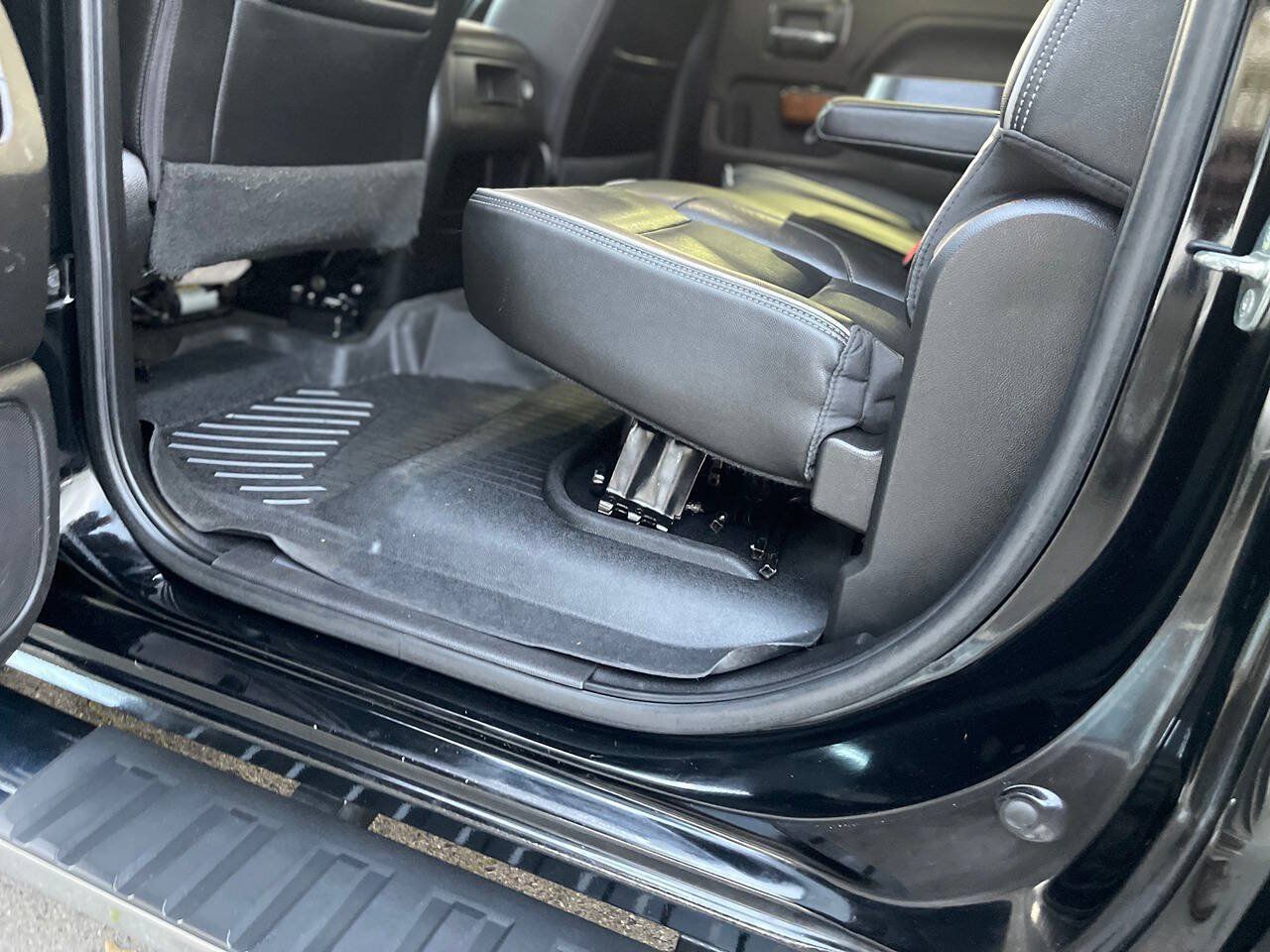 Used 2017 Chevrolet Silverado 3500 High Country w/ Duramax Plus Package AWD/4WD image 50