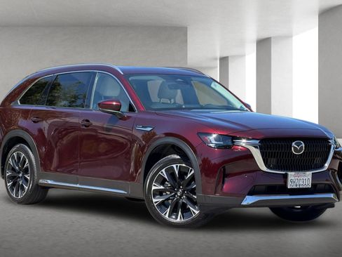 Certified 2024 MAZDA CX-90 Plug-In Hybrid w/ Premium Plus AWD/4WD image 2