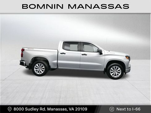 Used 2022 Chevrolet Silverado 1500 Custom image 3