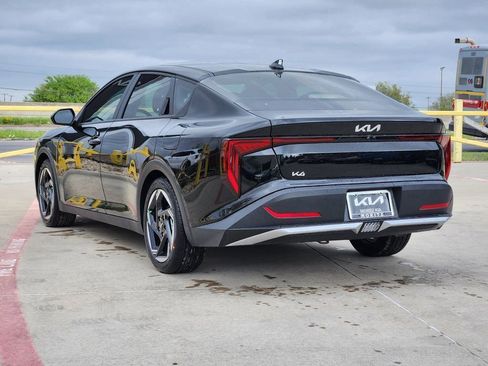 New 2026 Kia K4 EX FWD image 3