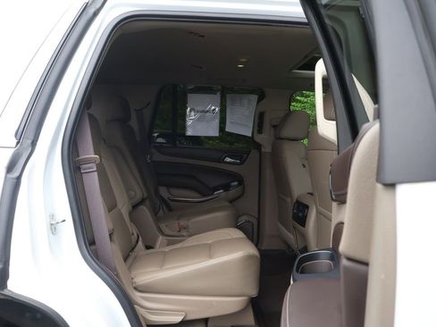 Used 2018 Chevrolet Tahoe LT w/ Luxury Package AWD/4WD image 48