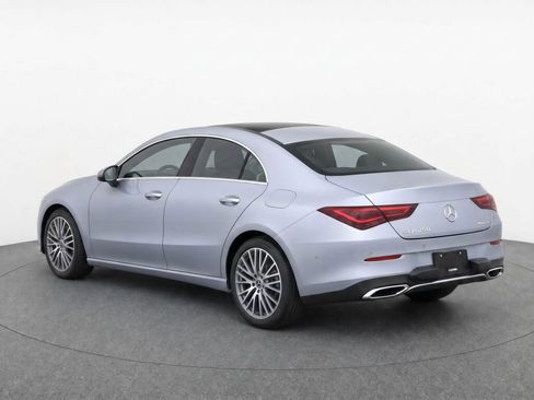 Used 2025 Mercedes-Benz CLA 250 4MATIC image 38