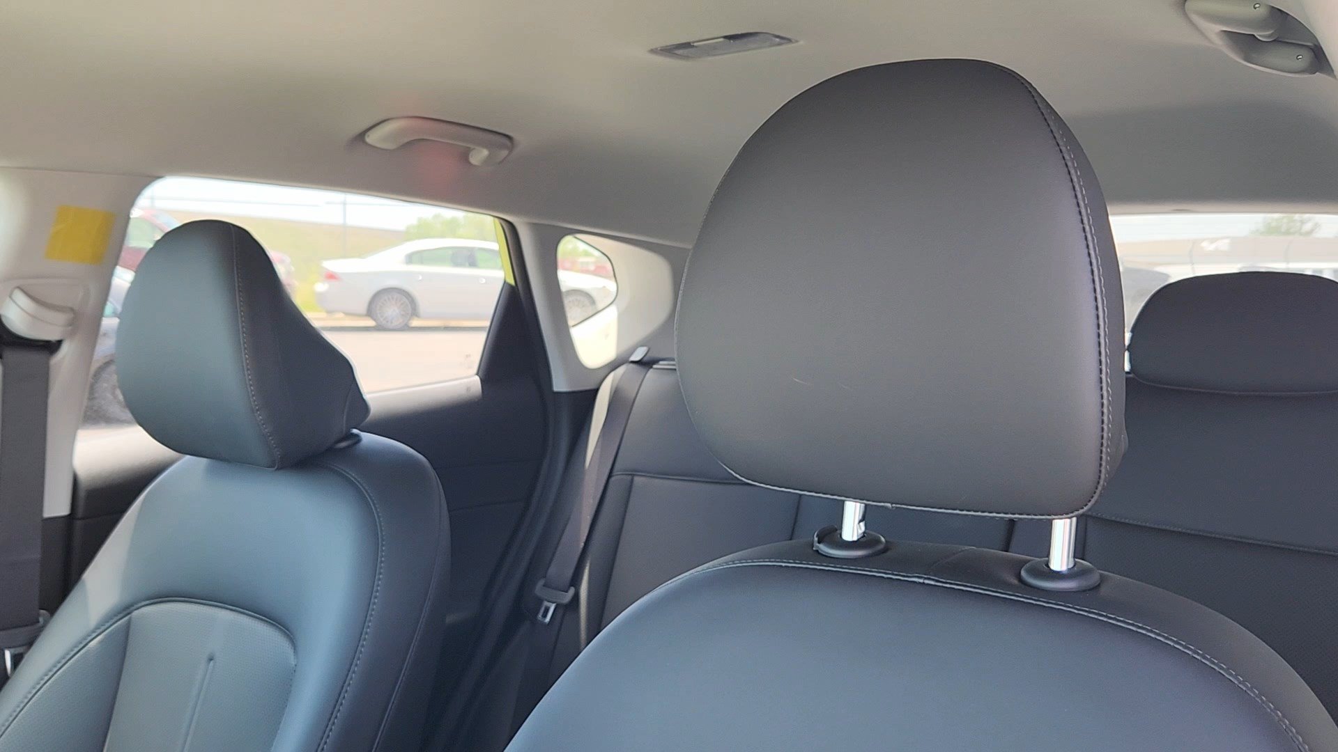 Used 2026 Hyundai Kona SEL Premium AWD/4WD image 9