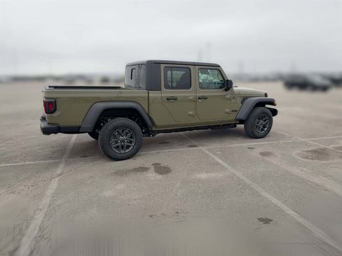 New 2026 Jeep Gladiator Sport image 13