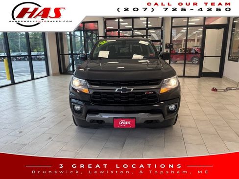 Used 2022 Chevrolet Colorado Z71 AWD/4WD image 9