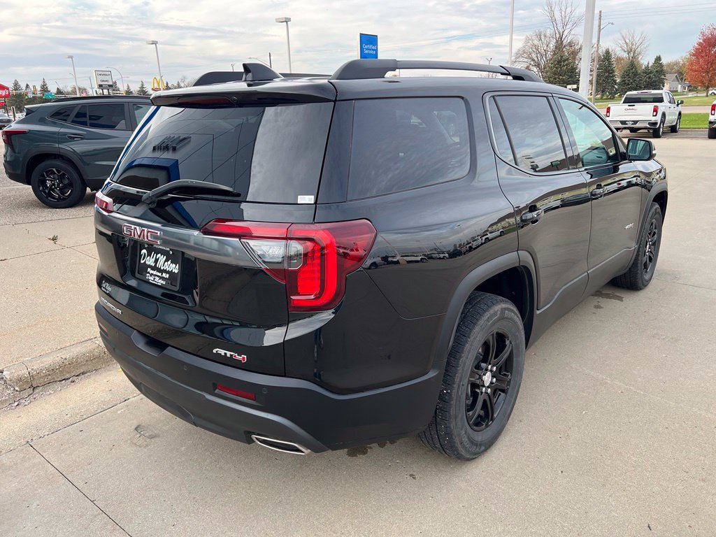 Used 2023 GMC Acadia AT4 w/ Technology Package AWD/4WD image 9