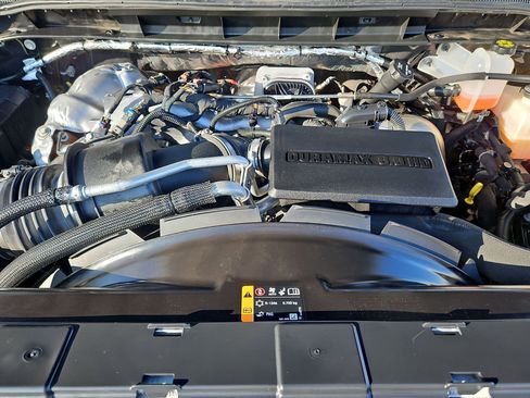 Used 2024 Chevrolet Silverado 3500 High Country w/ Technology Package image 31