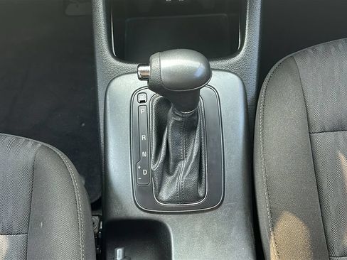 Used 2016 Kia Forte LX FWD image 27