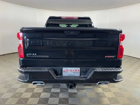 Used 2022 Chevrolet Silverado 1500 RST AWD/4WD image 12