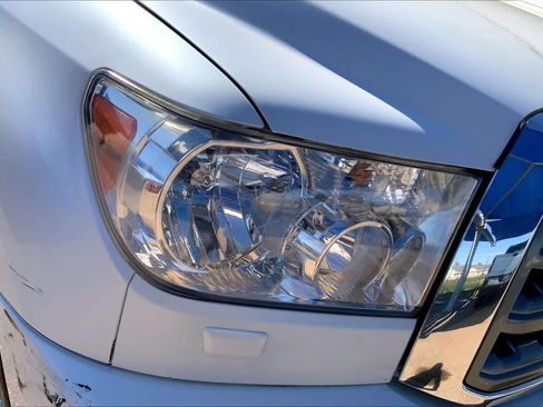 Used 2017 Toyota Sequoia Platinum RWD image 28