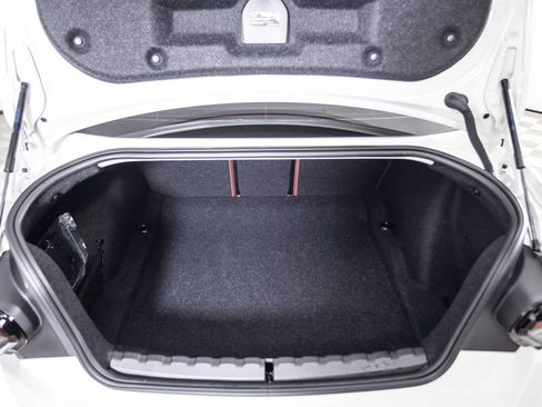 Used 2025 BMW 230i 230i w/ M Sport Package image 9