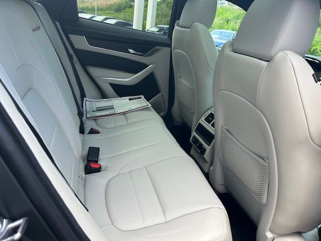 Used 2026 Jaguar F-PACE R-Dynamic S AWD/4WD image 20