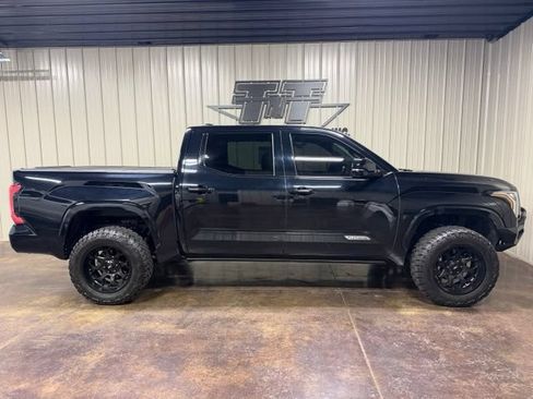 Used 2023 Toyota Tundra Platinum AWD/4WD image 7