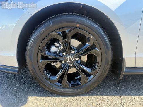 Certified 2025 Honda Accord SE image 12