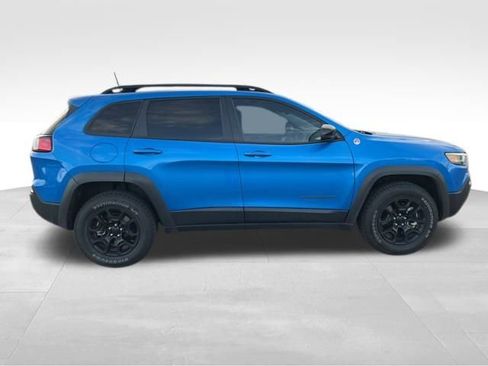 Used 2022 Jeep Cherokee Trailhawk w/ Premium Leather Package image 4