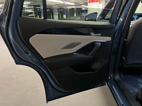 New 2026 Volkswagen Tiguan SEL R-Line AWD/4WD image 23
