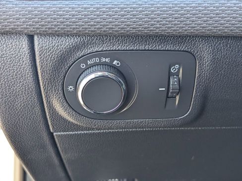 Used 2018 Chevrolet Cruze LT FWD image 22