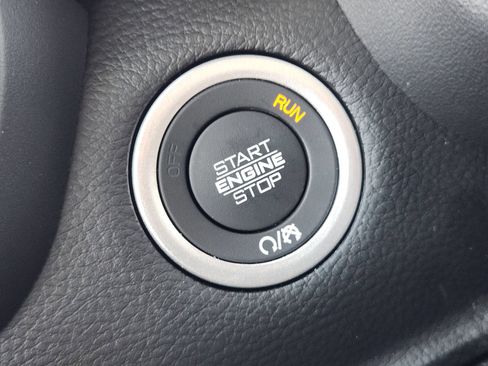 New 2026 RAM 1500 Laramie AWD/4WD image 18