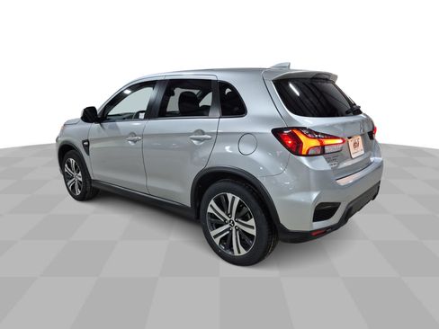 Used 2025 Mitsubishi Outlander Sport AWD image 7