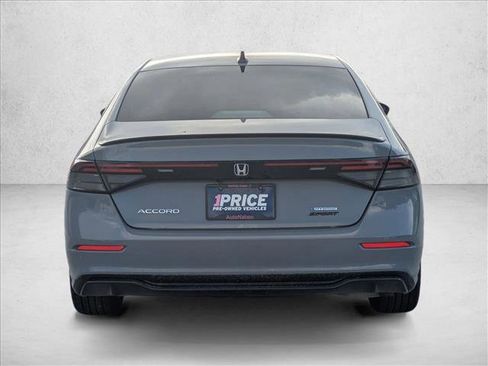 Used 2023 Honda Accord Sport image 6