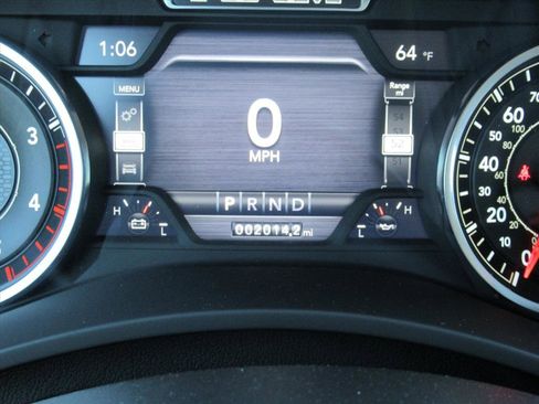 Used 2024 RAM 3500 Laramie image 31