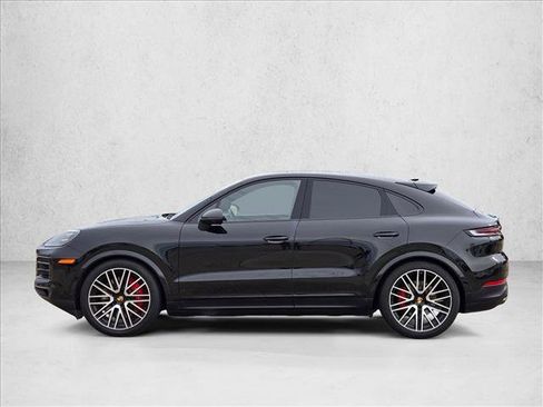 Used 2024 Porsche Cayenne S AWD/4WD image 8