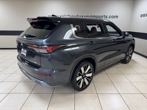 New 2026 Mitsubishi Outlander SEL image 6