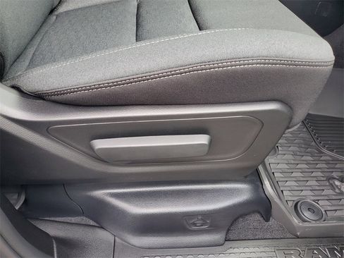 New 2025 RAM 1500 Big Horn image 31