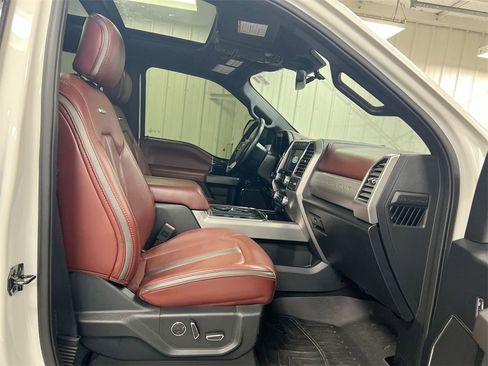 Used 2020 Ford F250 Platinum w/ FX4 Off-Road Package image 23