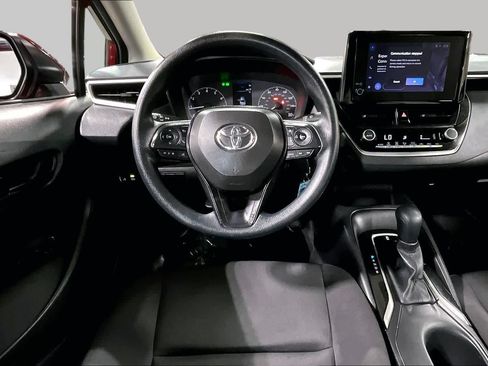Used 2025 Toyota Corolla LE FWD image 6