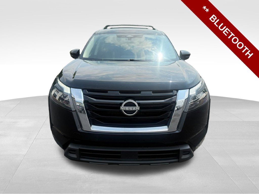 Used 2023 Nissan Pathfinder SV w/ Cargo Package AWD/4WD image 10