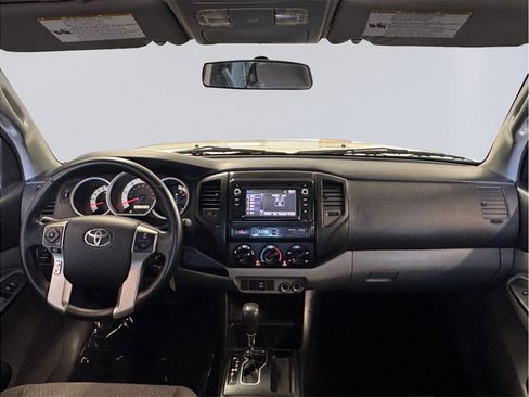 Used 2014 Toyota Tacoma 2WD Double Cab w/ Convenience Package image 21