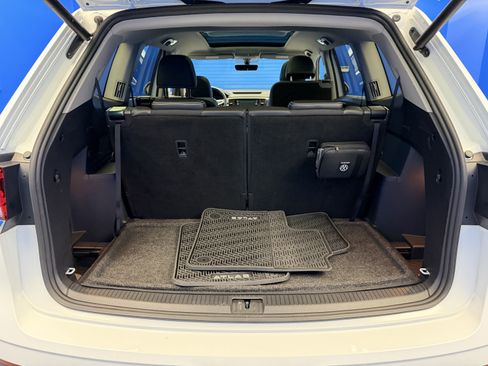 Used 2023 Volkswagen Atlas SE w/ Panoramic Sunroof Package AWD/4WD image 28