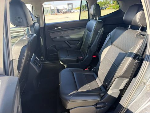 Certified 2023 Volkswagen Atlas SE w/ Panoramic Sunroof Package AWD/4WD image 22