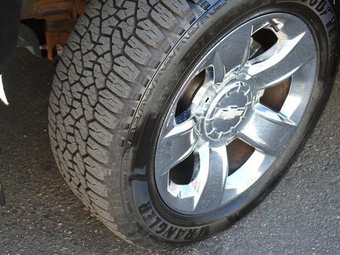 Used 2014 Chevrolet Silverado 1500 LTZ Z71 image 11