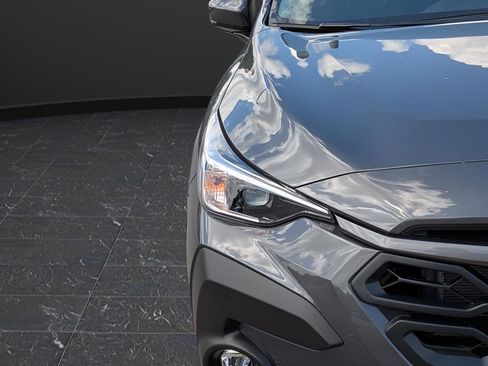 Certified 2025 Subaru Crosstrek 2.0i Premium AWD/4WD image 8